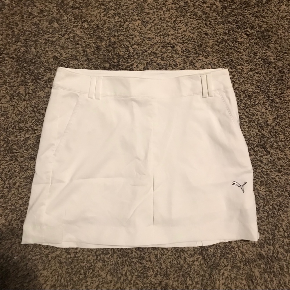 Sz 10 Puma white golf/tennis skort NWOT